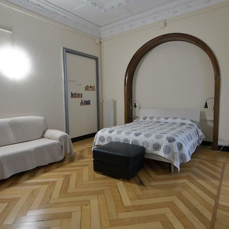 Check-Inn Rooms Genova Centro Exterior photo